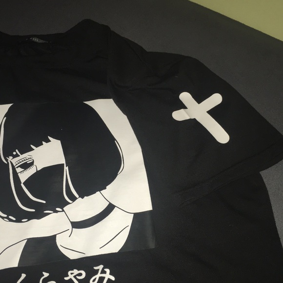 Grunge yesstyle top to sell ! - Picture 2 of 5